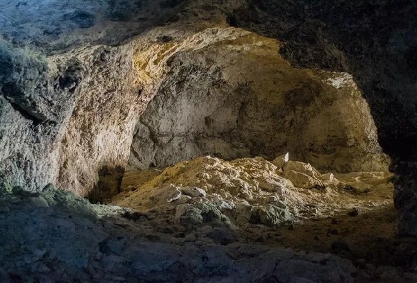 Серноводская пещера