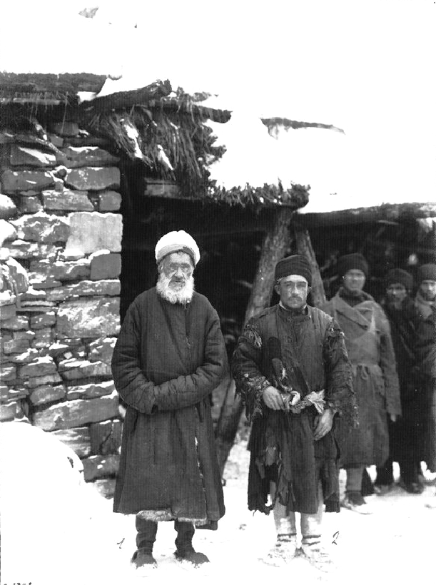 Группа крестьян-татар деревни Какры-Илга Бугульминского уезда