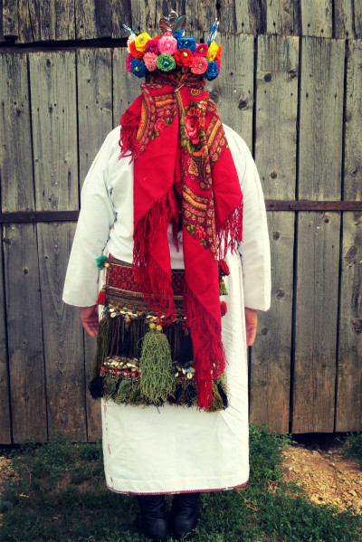 Традиционный свадебный наряд невесты.,Исаклинский район: фотография № 1
